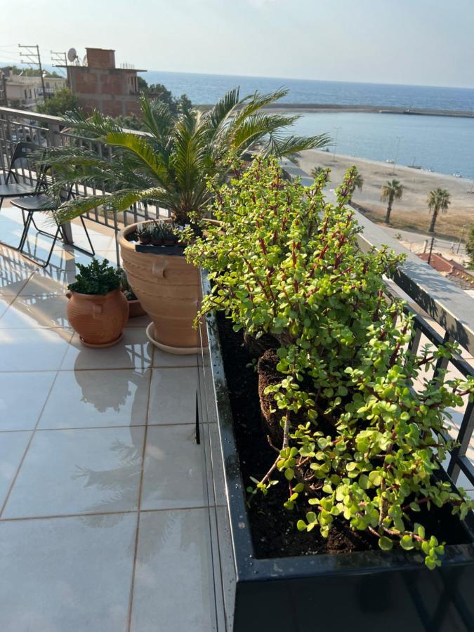 Magical Seaside Town Boutique Apts 2 Apartment Kyparissia Exterior foto