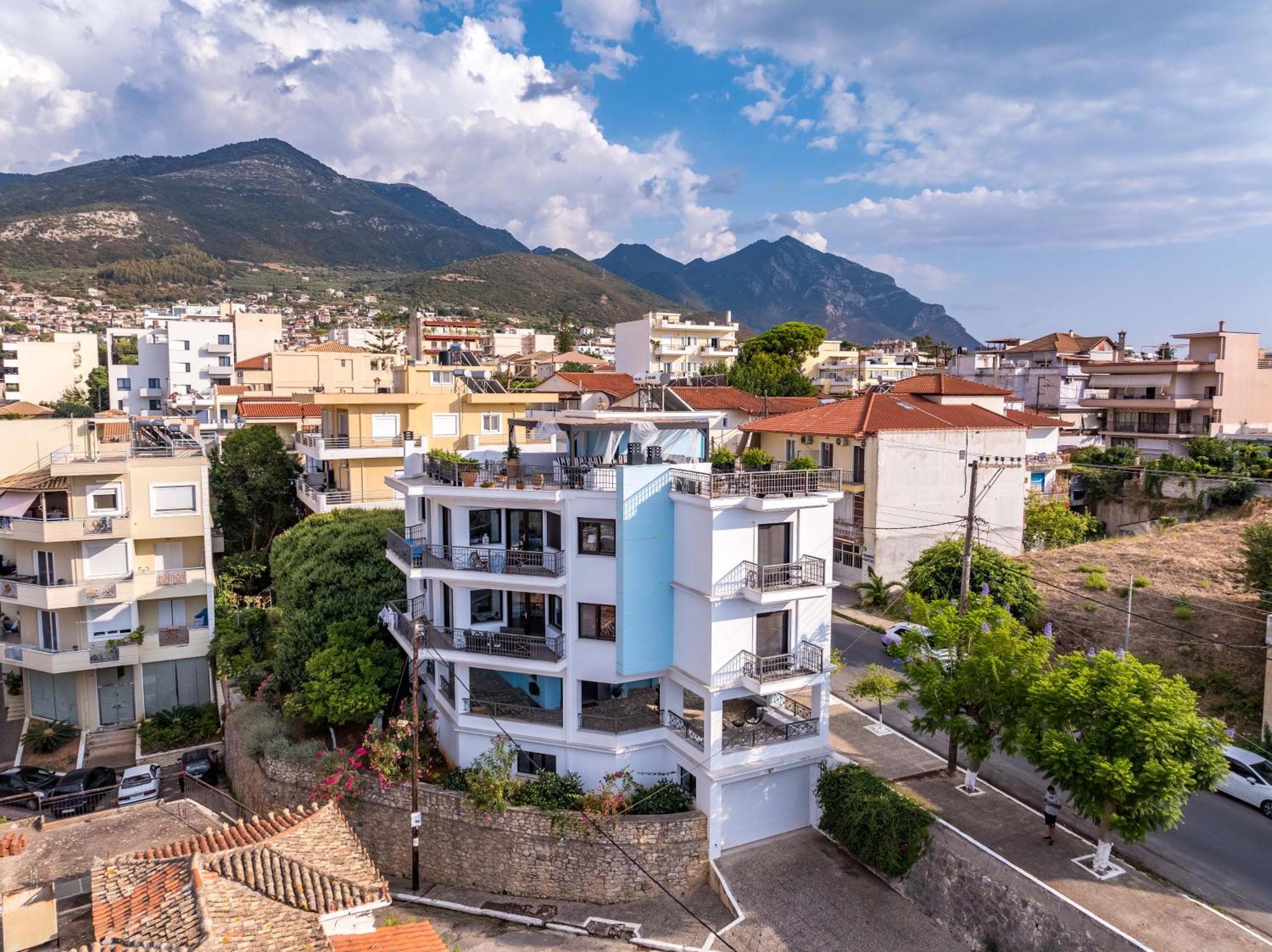 Magical Seaside Town Boutique Apts 2 Kyparissia Exterior foto